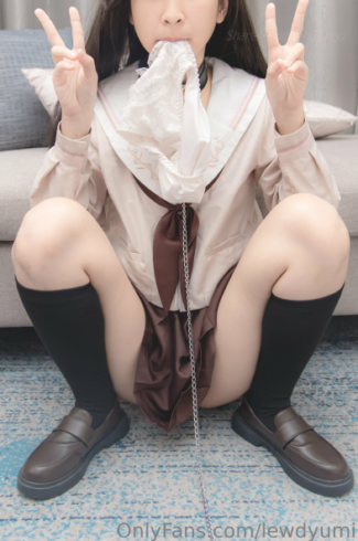 图片[2]-优咪(lewdyumiyumilewddog优咪) 合集下载-[32.9G]-十六楼